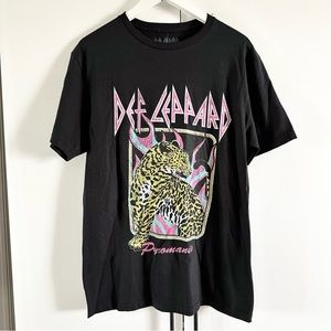 ✨ SOLD NWOT UO Def Leppard  tshirt. Perfect condition.